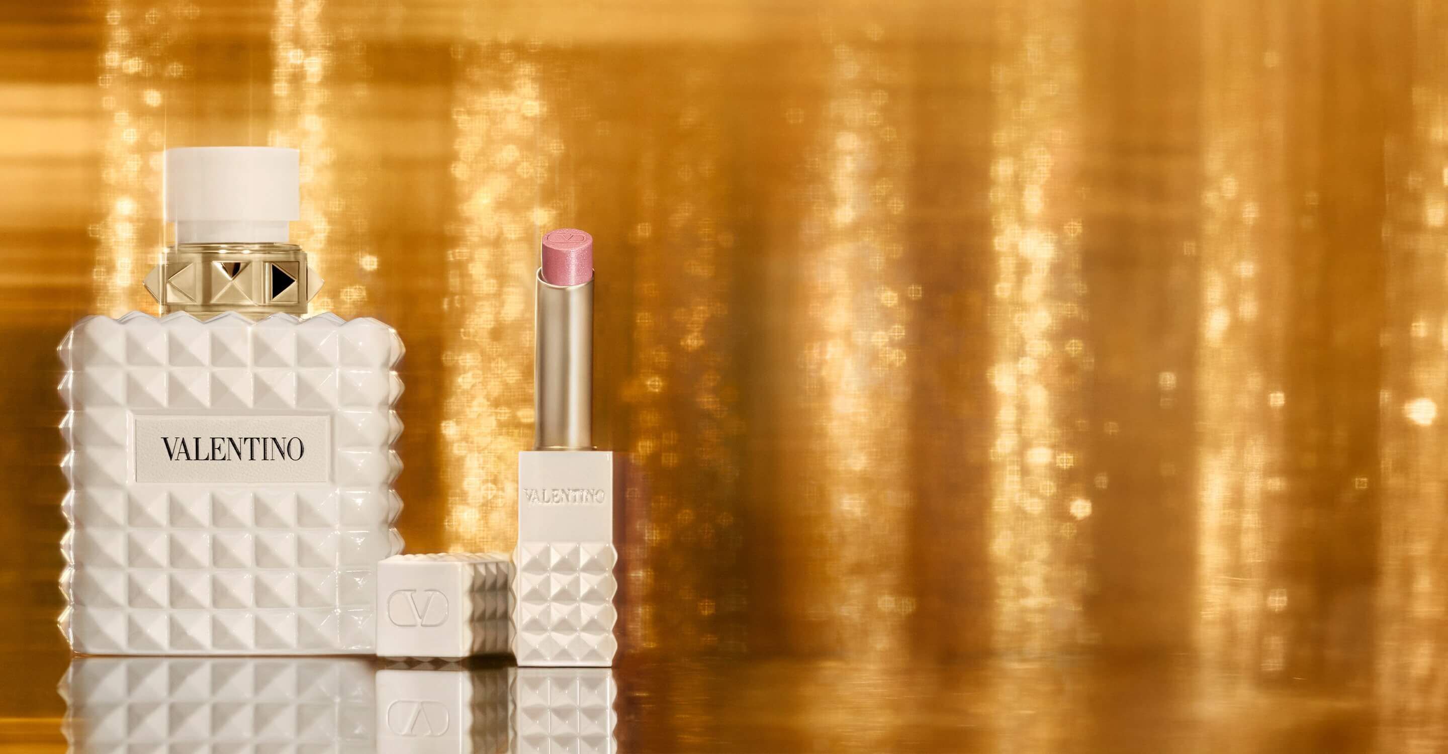 SPIKE VALENTINO IVORY sur fond dore scintillant